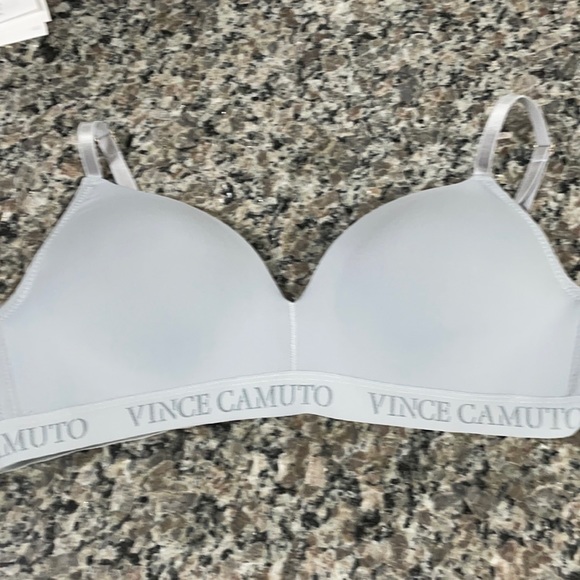 Other - Vince Camuto bra 36B